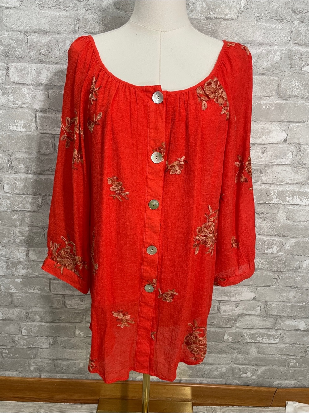Anthropologie fig and flower Bright Orange Floral Button-Front Peasant Tunic